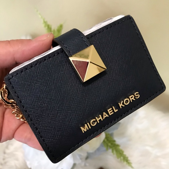 Michael Kors Accessories - Michael Kors karla card holder